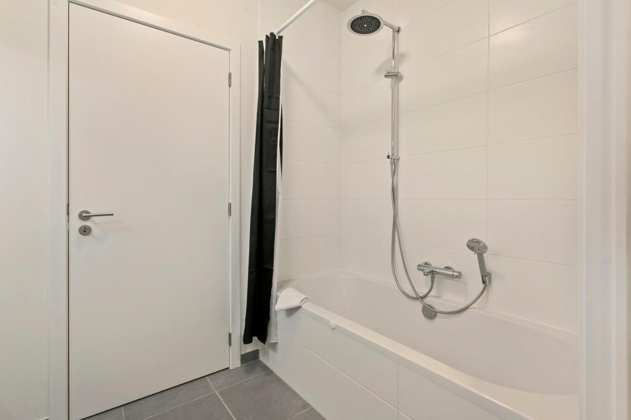 Modern Town House With Great Terrace At 100 Meters From Beach Ostende